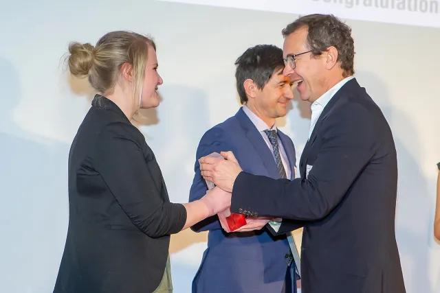 Überreichung Living Standards Award 2019 an S. Spitz S. Spitz erhält Living Standards Award 2019 in der Sonderkategorie von GS1Austria