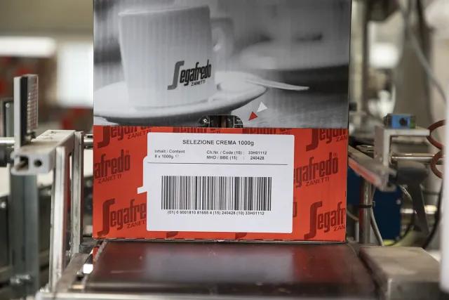 GS1-128 Barcode auf einem Segafredo Karton