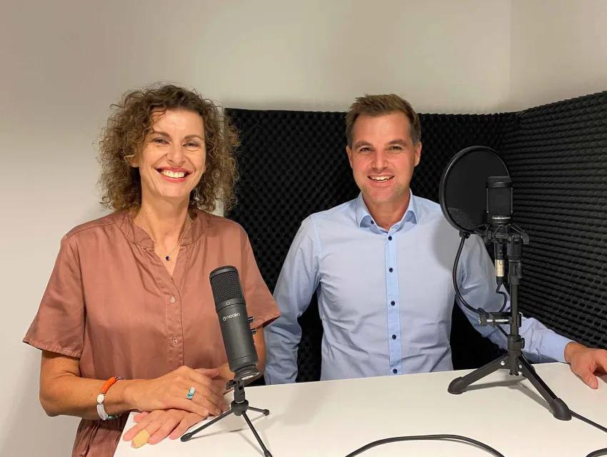 Foto von Rene Schweinzger beim CASH Podcast