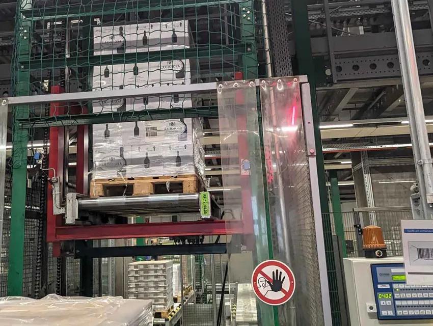 Foto von der Einlagerung der Palette