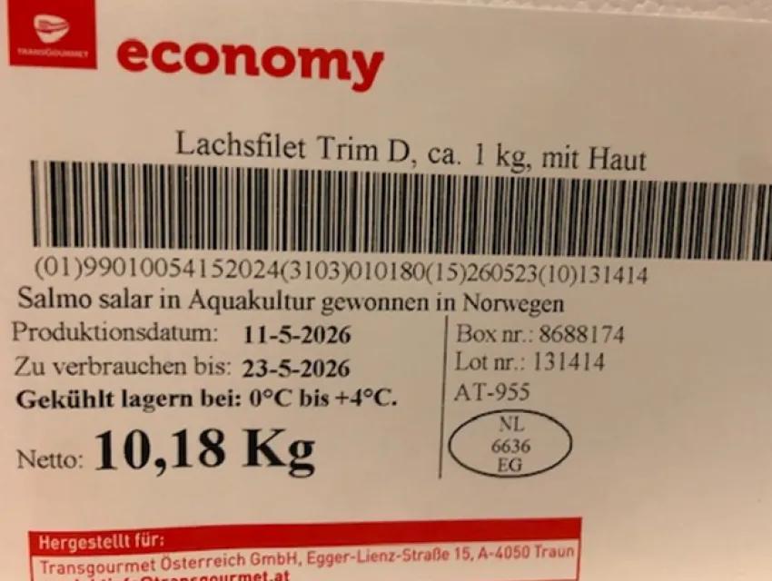Foto vom Etikett eines Lachsfilets