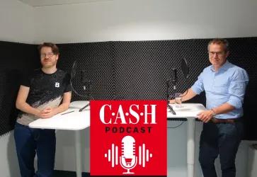 Gregor Herzog und Karl Stiefel im CASH Podcast Studio