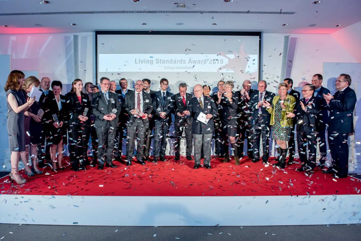 Alle Preisträger des Living Standards Awards 2019 auf der Bühne