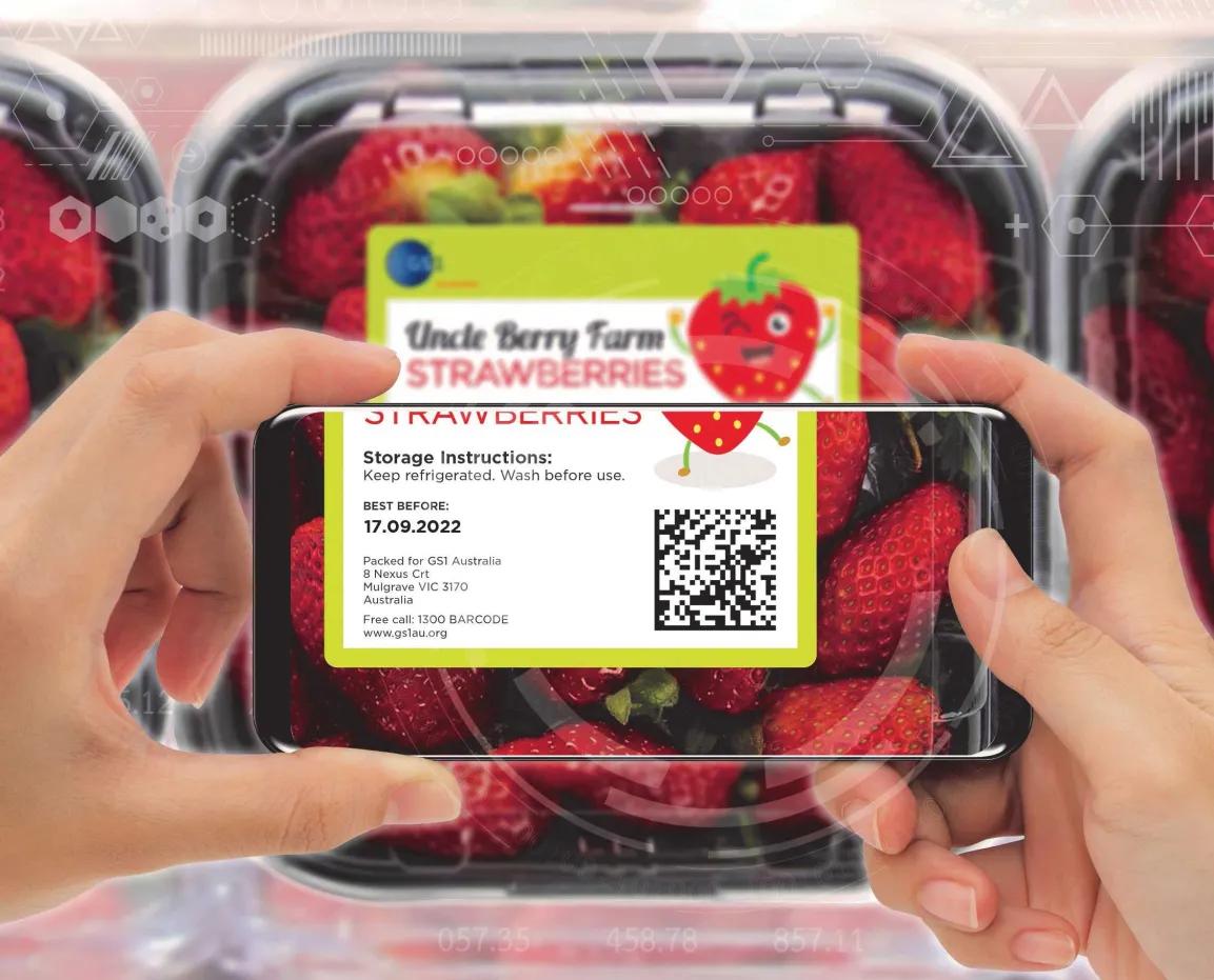 Foto eines 2D-Codes auf einer Erdbeer-Packung