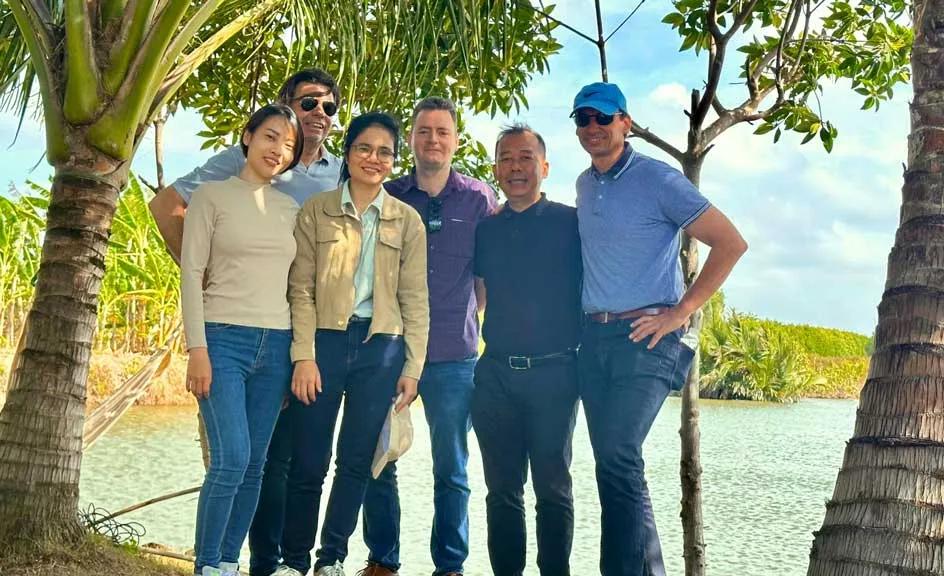 Team von concept cool in Vietnam