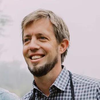 Ulrich Weiss, Geschäftsführer bei Kremstal Garnelen